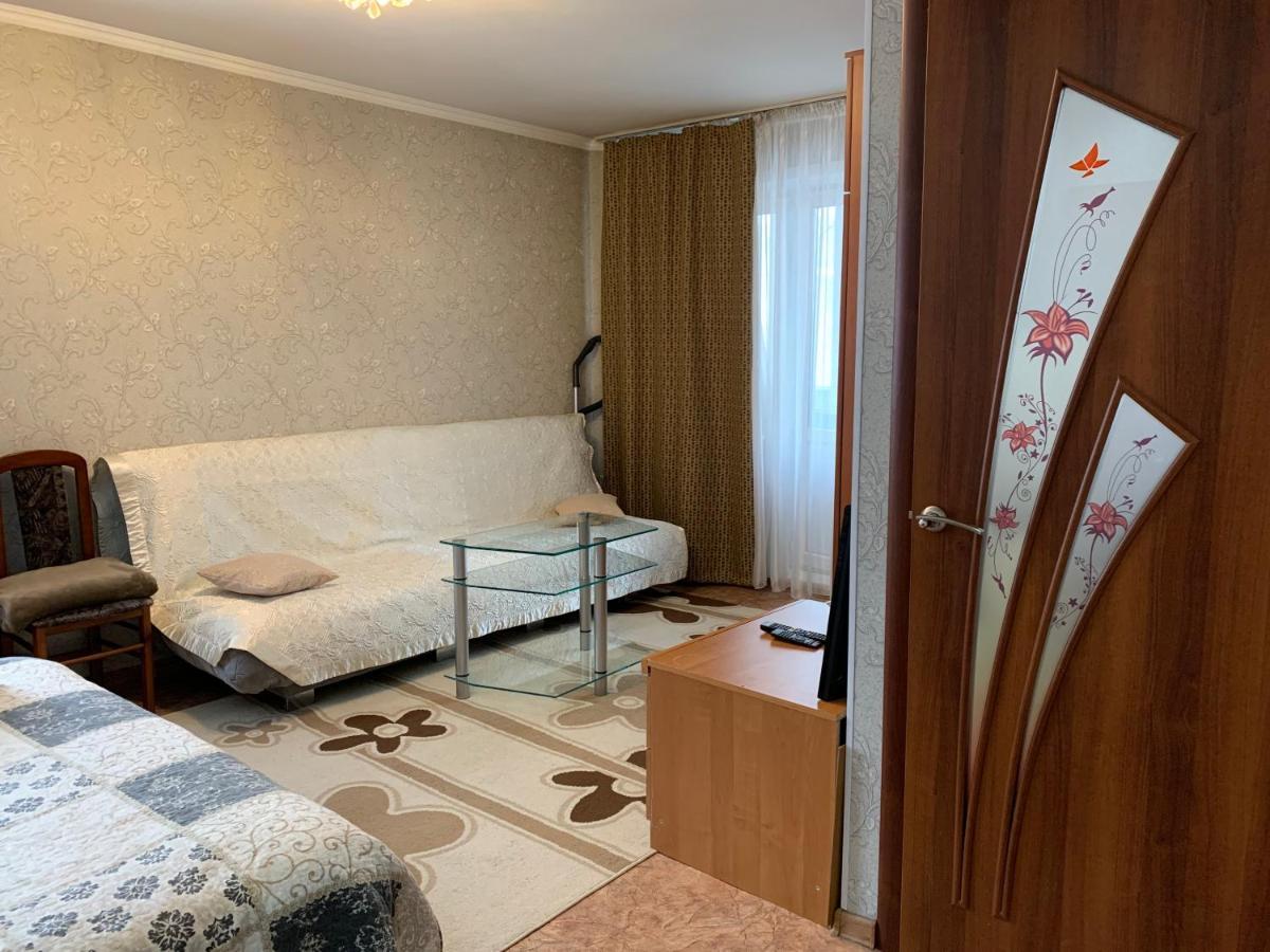 Уютная Квартира В Центре По Ул Гоголя Karagandy Exteriér fotografie