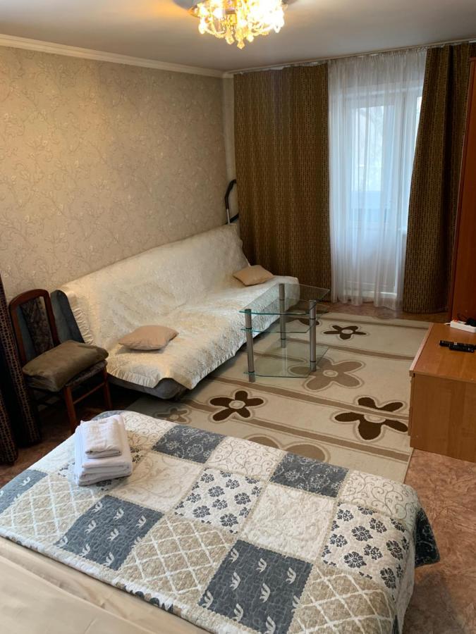 Уютная Квартира В Центре По Ул Гоголя Karagandy Exteriér fotografie